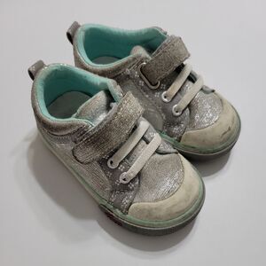 See Kai Run Basic Shoe Girl 6 Sneaker Heather Gray Blue Adjustable Strap Comfort